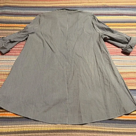 Walter Baker Myron Tunic‎ Black White Pinstripe Embroidered Floral Shirt M - Picture 6 of 8